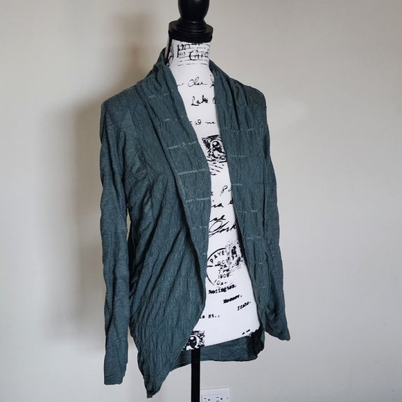 Silence + Noise Draped Open Front Diamond Textured Pattern Lightweight Cardigan - Picture 3 of 5